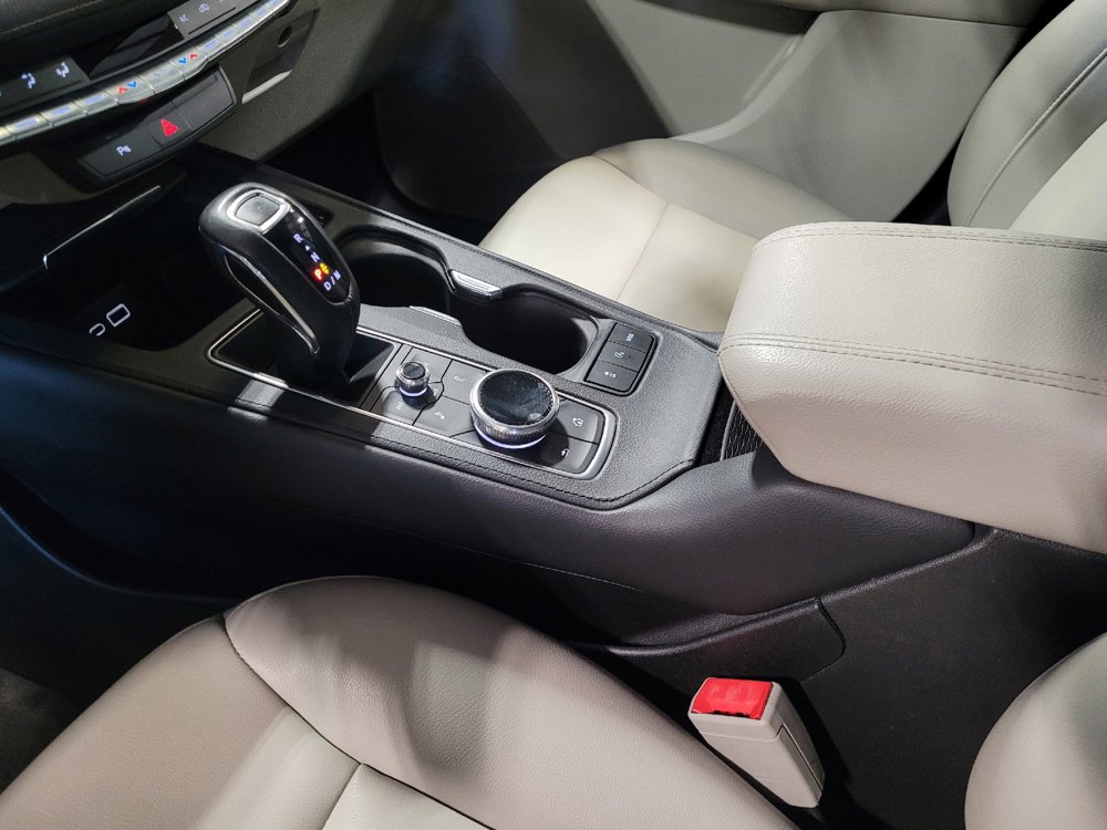Used 2019 Cadillac XT4 Luxury FWD image 26