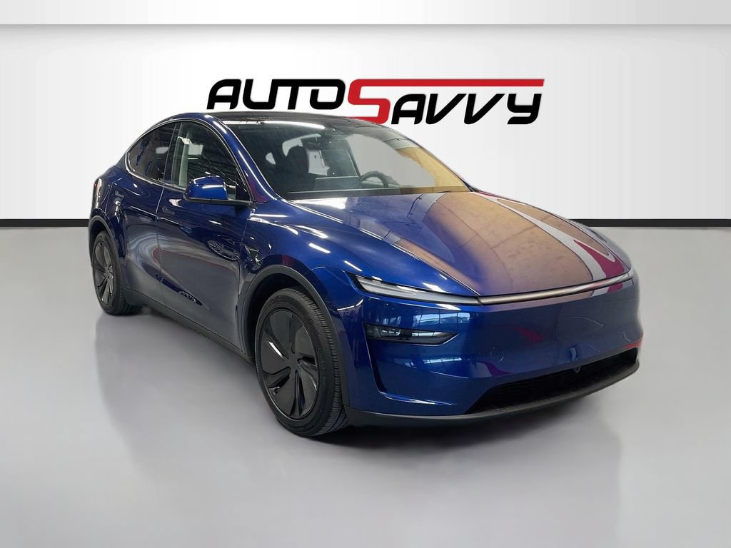 Used 2026 Tesla Model Y Long Range AWD/4WD image 1