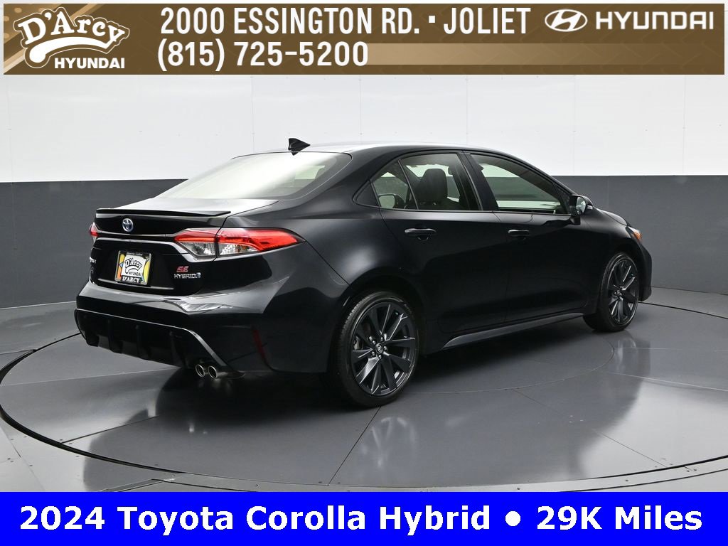 Used 2024 Toyota Corolla Hybrid Sedan image 5