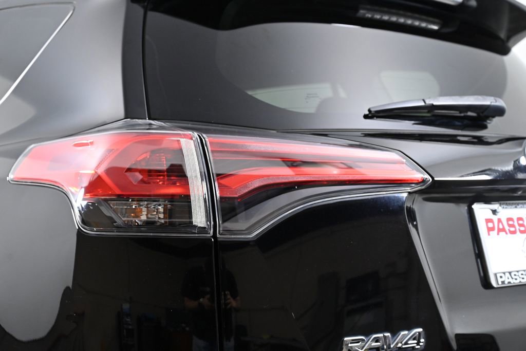 Used 2018 Toyota RAV4 LE w/ All Weather Liner Package image 8