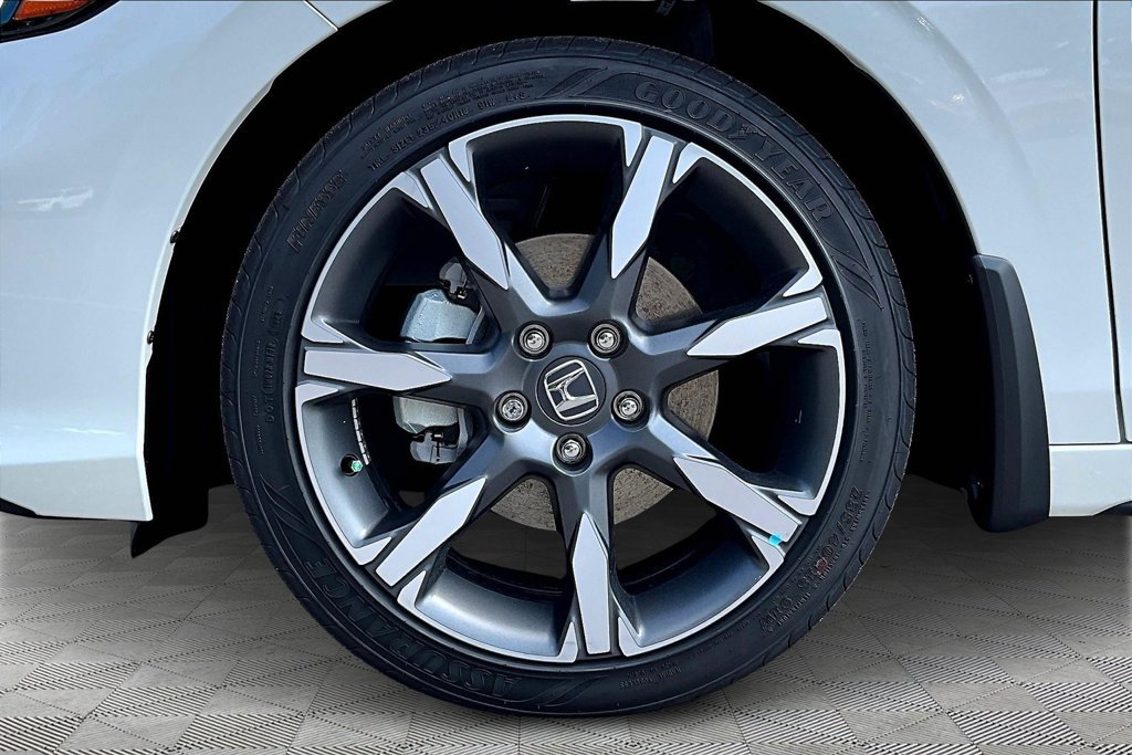 New 2026 Honda Civic Sport Touring image 6