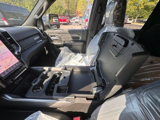 New 2026 RAM 3500 Big Horn AWD/4WD image 23