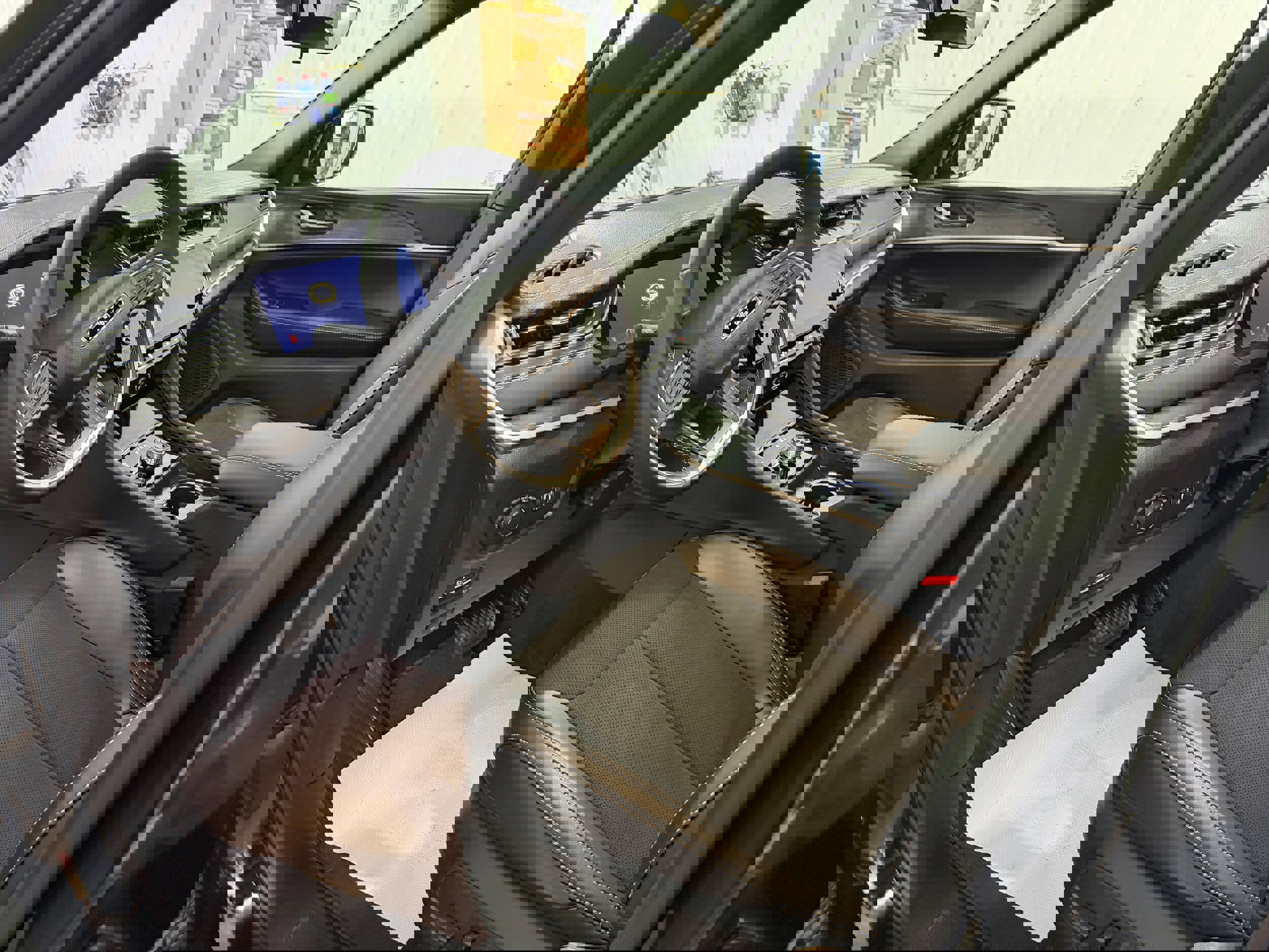 New 2026 Jeep Grand Cherokee Altitude image 7