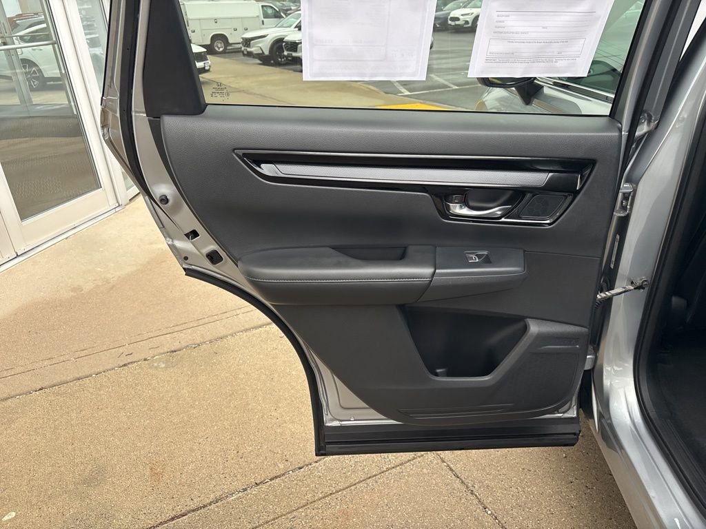 Used 2023 Honda CR-V EX-L image 10