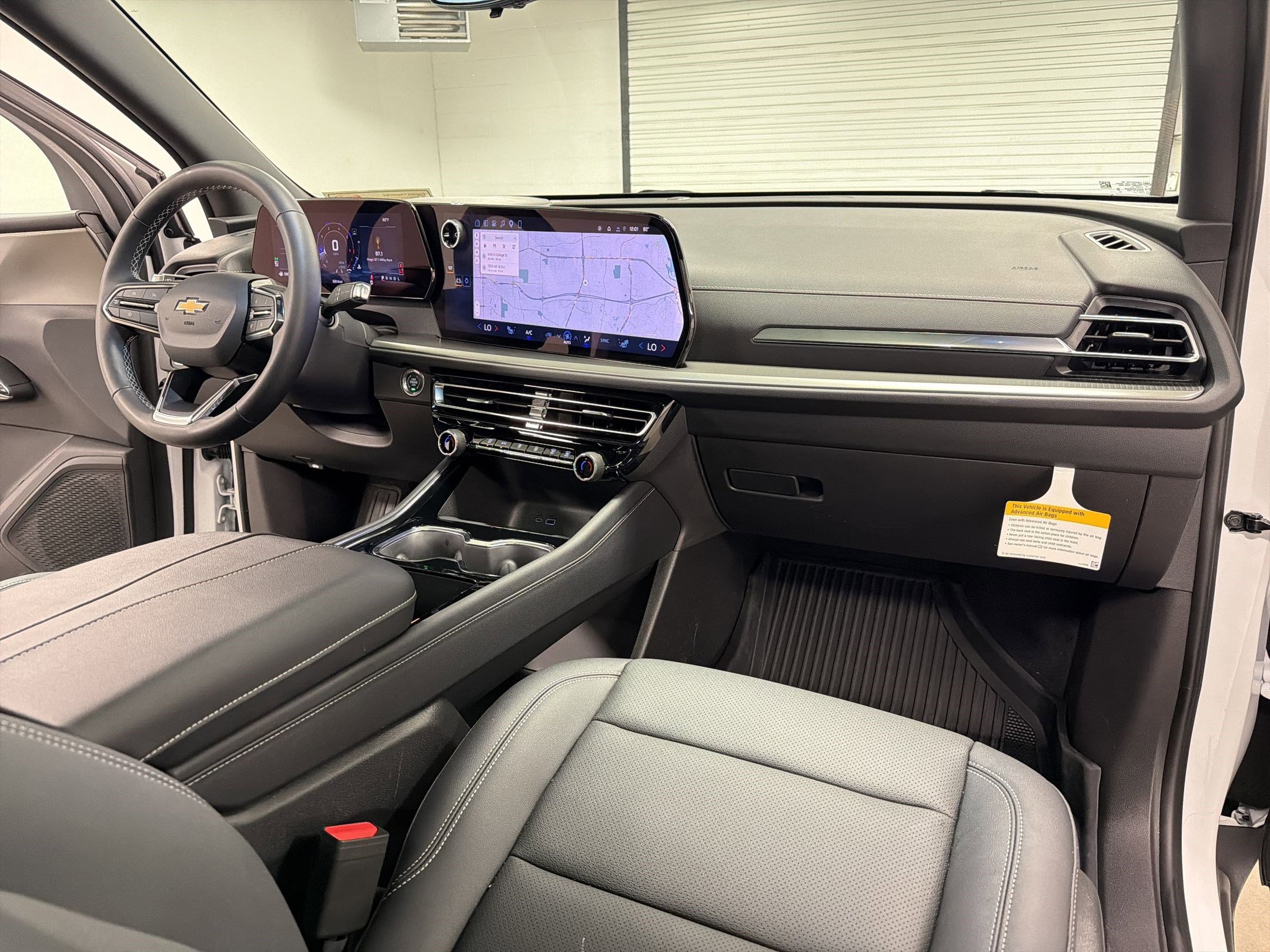 New 2026 Chevrolet Traverse LT w/ Sun and Wheel Package image 29