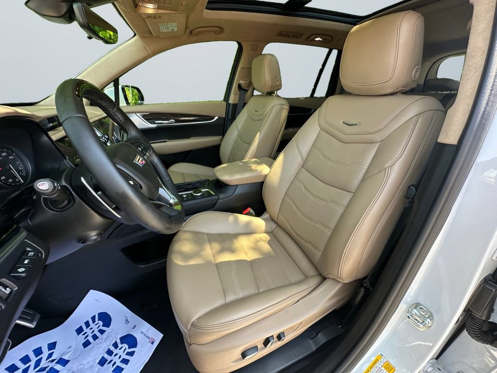 Used 2025 Cadillac XT6 Sport w/ Platinum Package AWD/4WD image 9