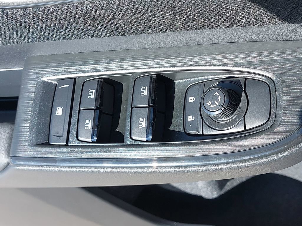 New 2026 Subaru Outback Premium w/ Premium/Limited Package 2 AWD/4WD image 24