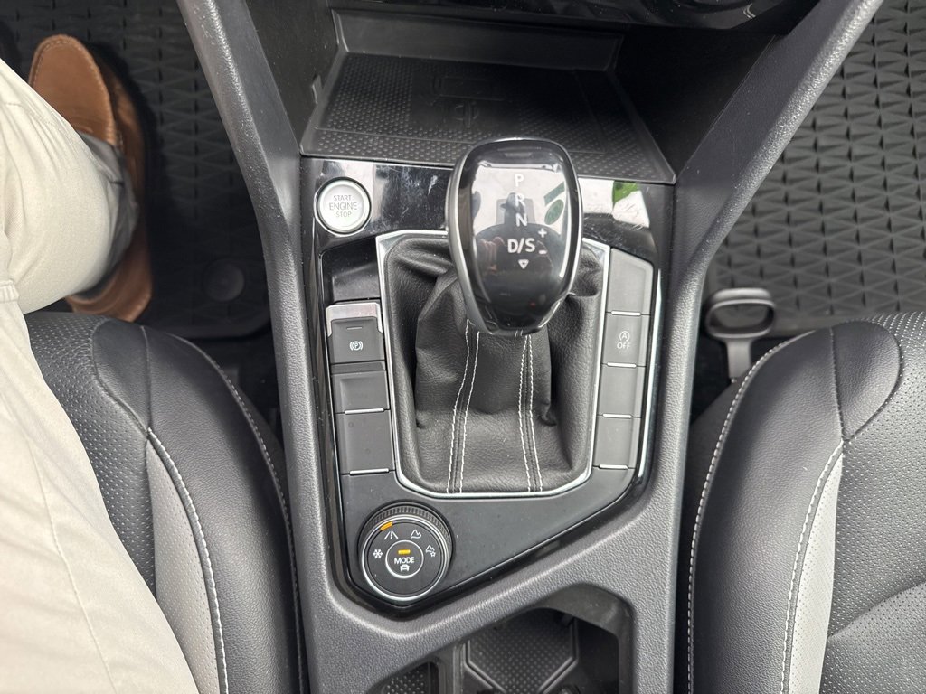 Used 2022 Volkswagen Taos SEL w/ Panoramic Sunroof Package image 23