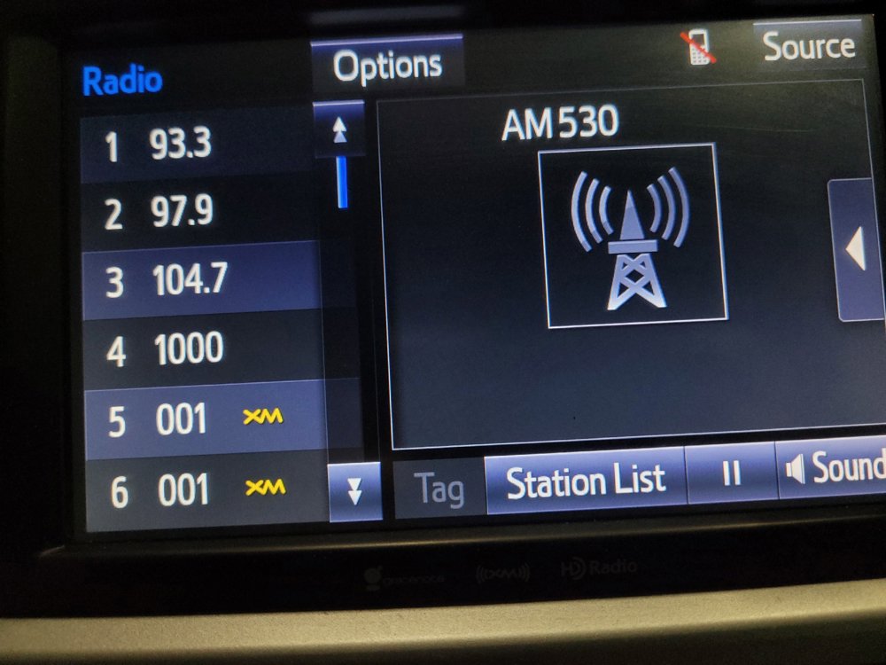 Used 2019 Toyota Highlander XLE w/ Protection Package #3 AWD/4WD image 25