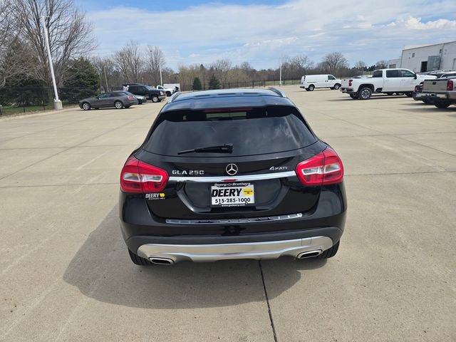 Used 2016 Mercedes-Benz GLA 250 4MATIC image 12