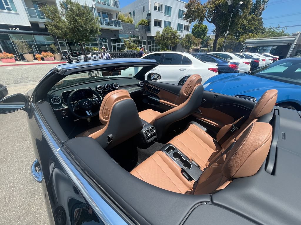 Used 2024 Mercedes-Benz CLE 450 4MATIC Cabriolet w/ Driver Assistance Package image 13