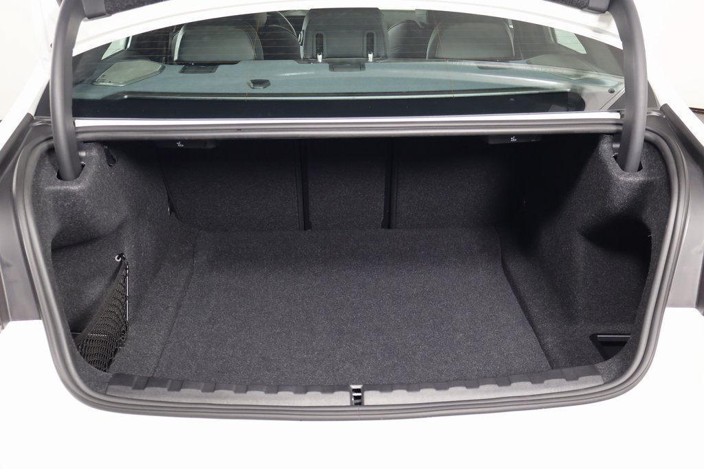 Certified 2026 BMW 330i Sedan w/ Premium Package RWD image 14
