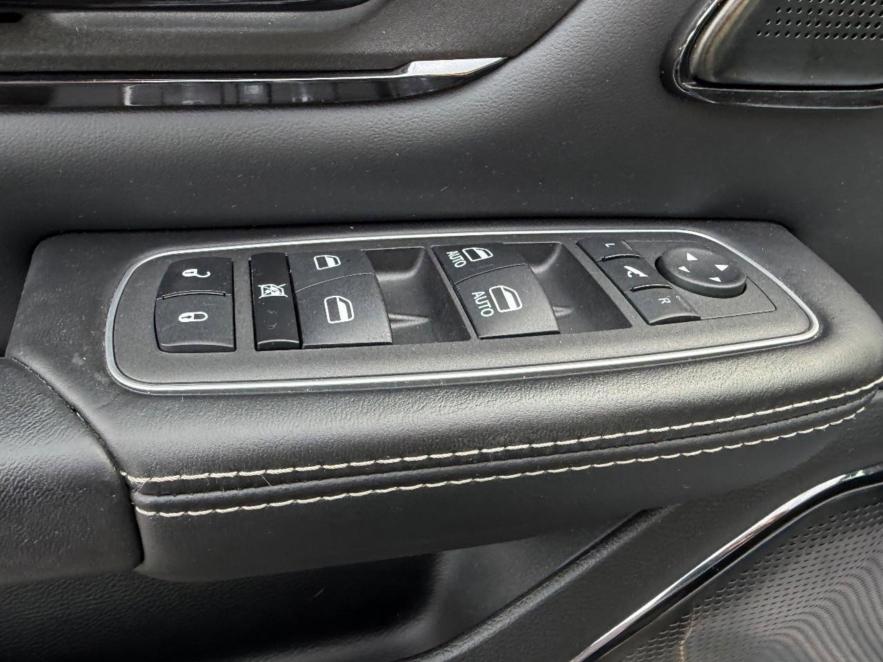 Used 2023 RAM 1500 Limited image 19