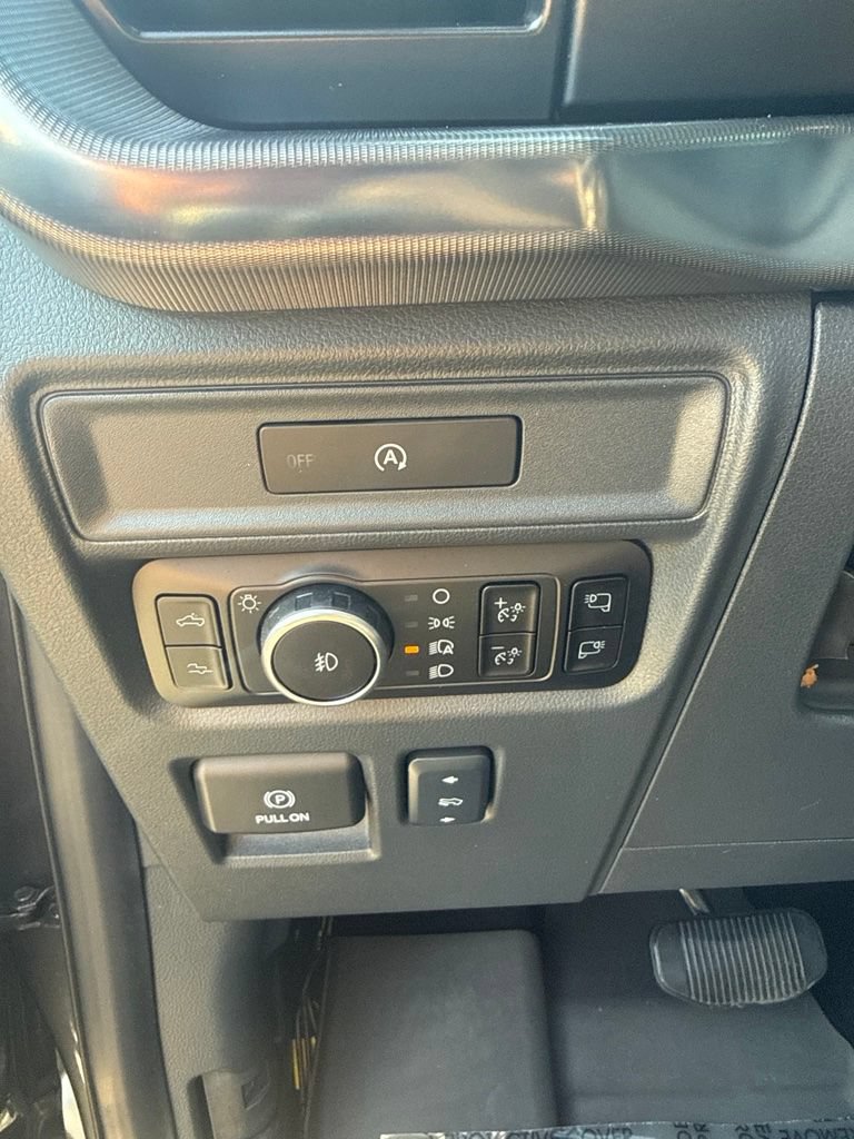 Used 2025 Ford F150 Raptor AWD/4WD image 17