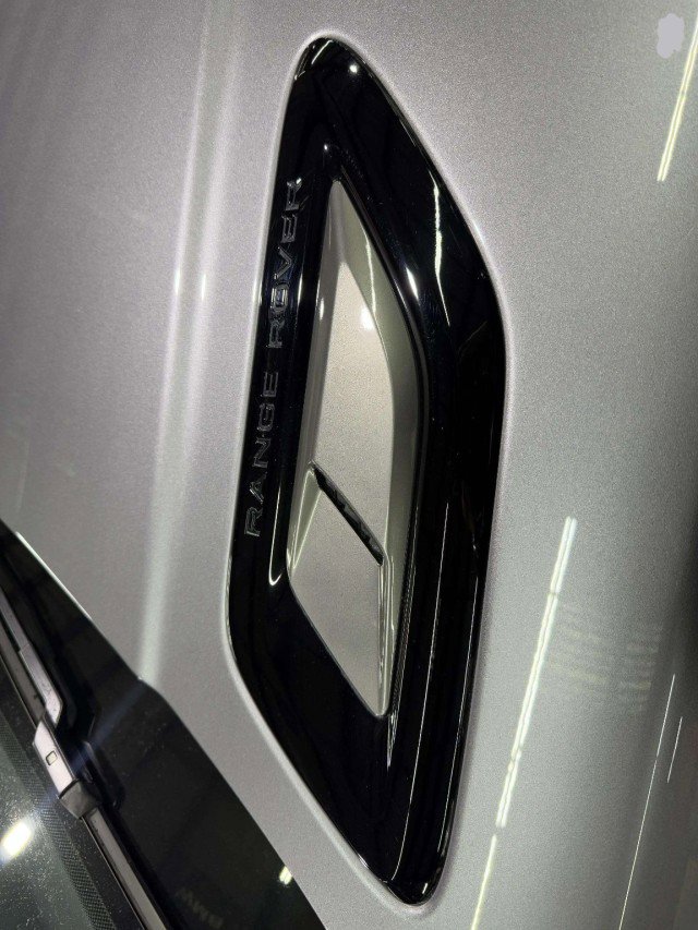 Used 2022 Land Rover Range Rover Sport HSE Silver Edition image 22