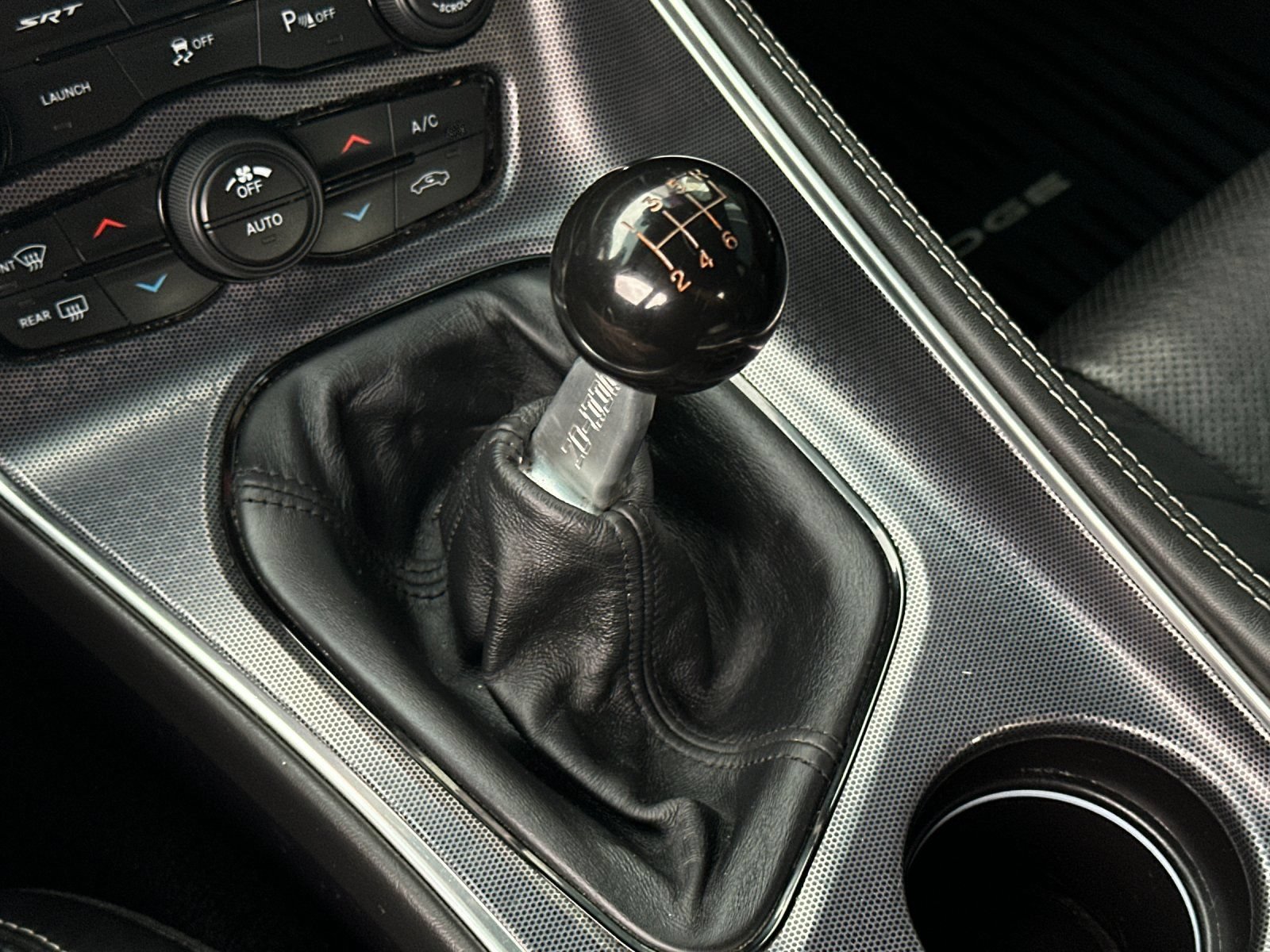 Used 2016 Dodge Challenger SRT w/ Technology Group RWD image 18