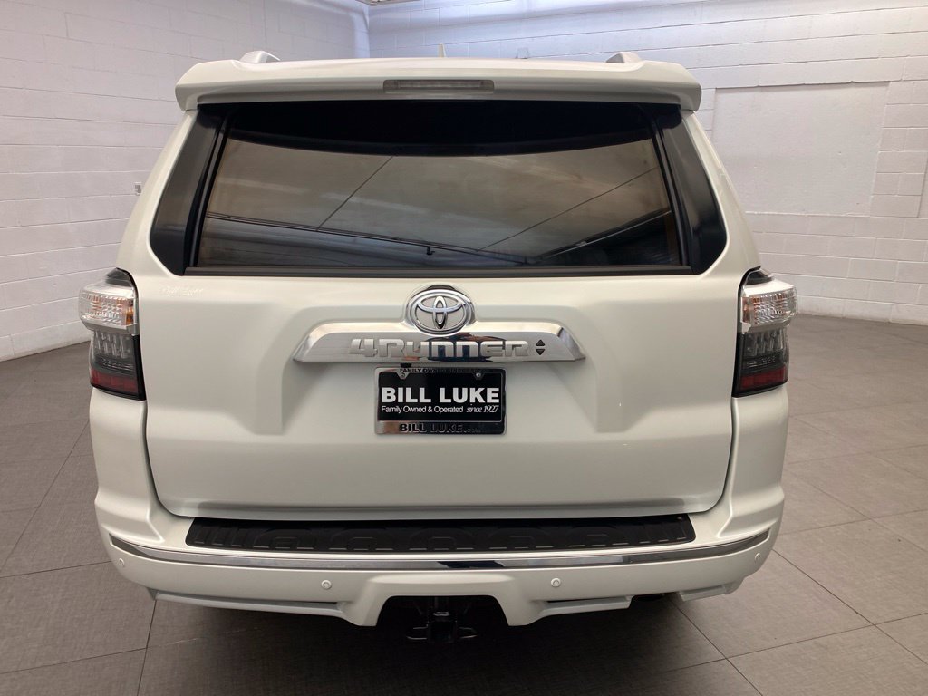 Used 2024 Toyota 4Runner Limited AWD/4WD image 9
