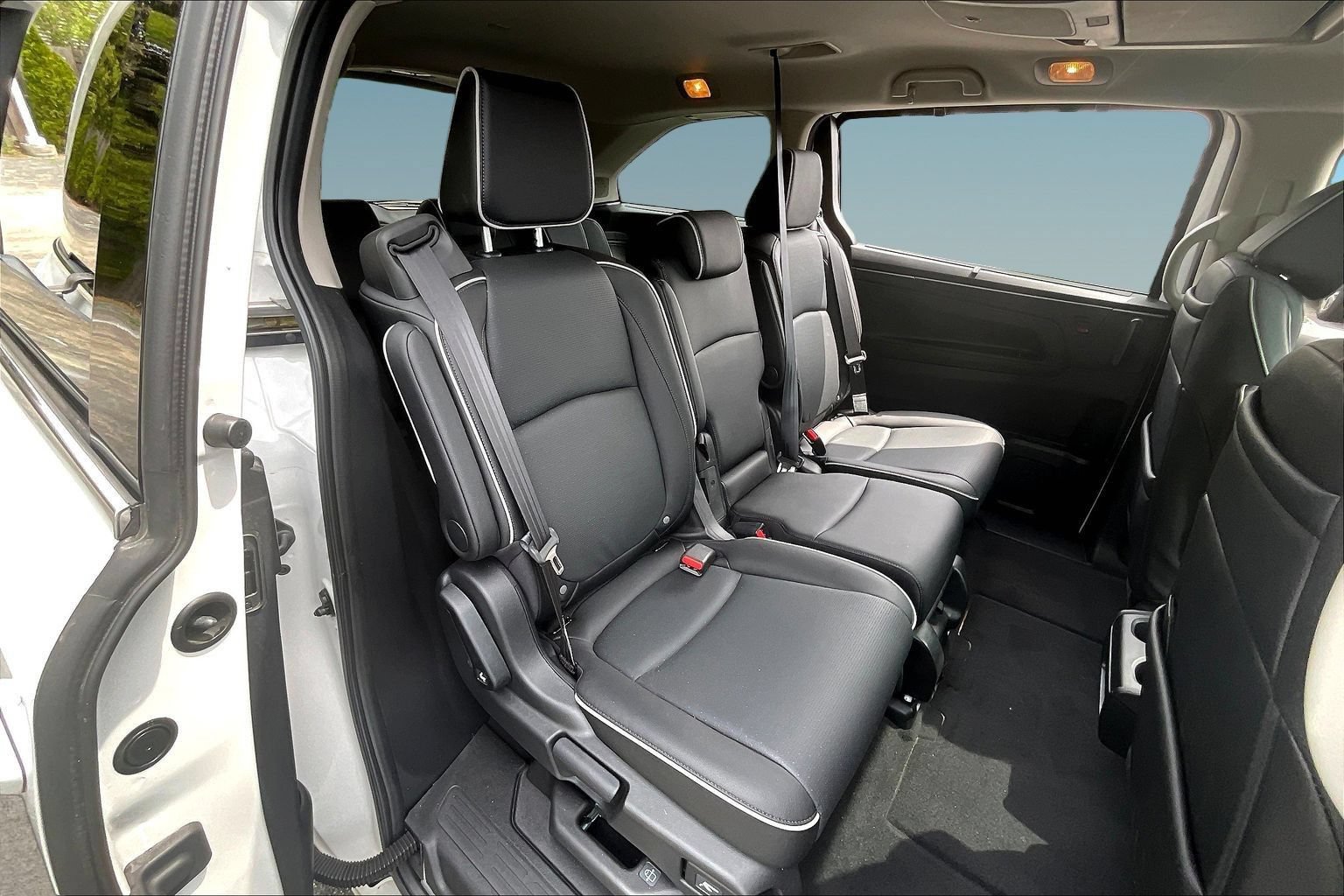 Used 2026 Honda Odyssey Elite image 25
