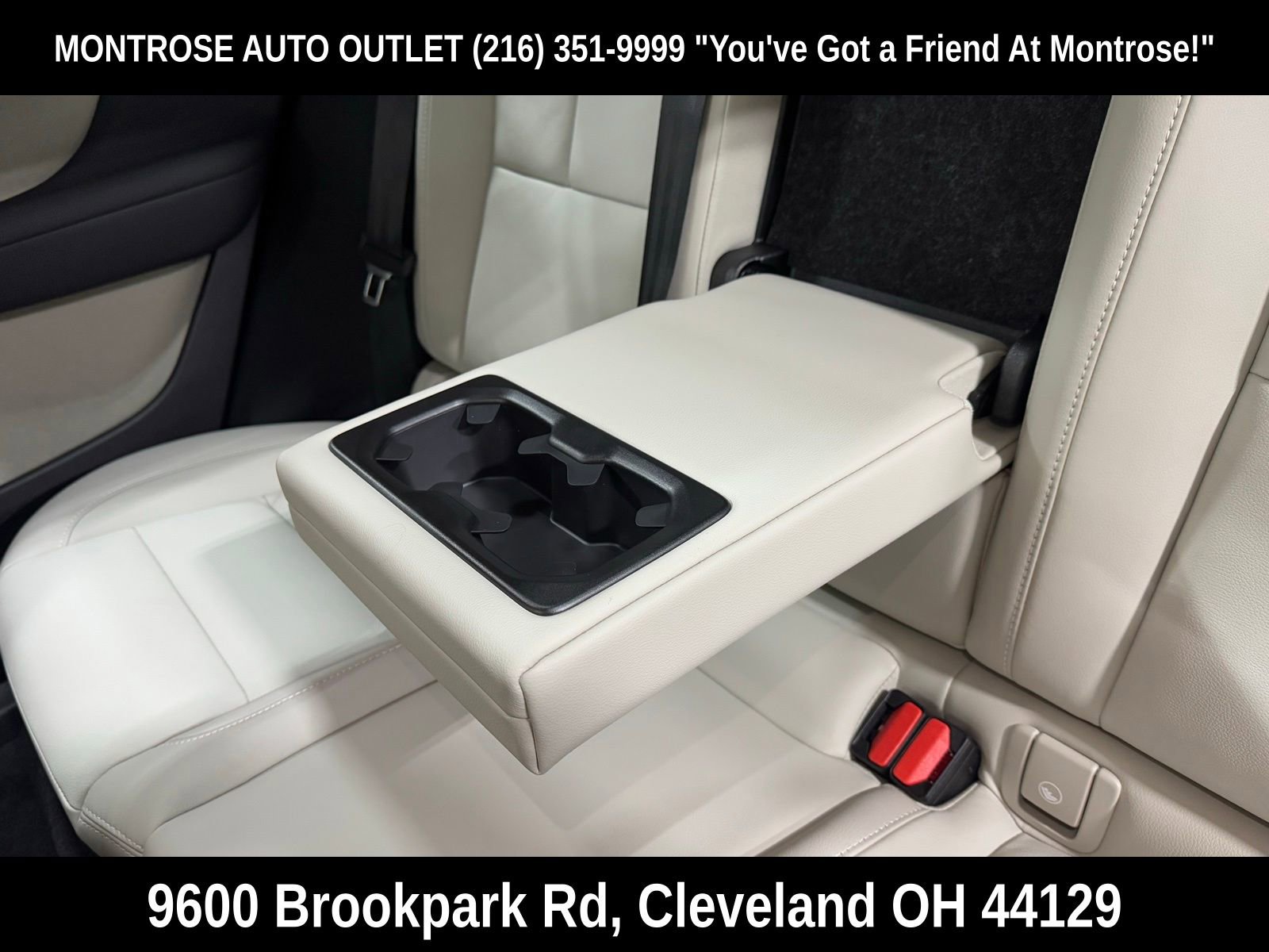 New 2026 Volvo XC40 B5 Plus w/ Protection Package Premier image 33