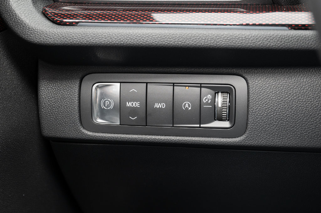 New 2026 Chevrolet Traverse Z71 w/ Enhanced Driving Package AWD/4WD image 26