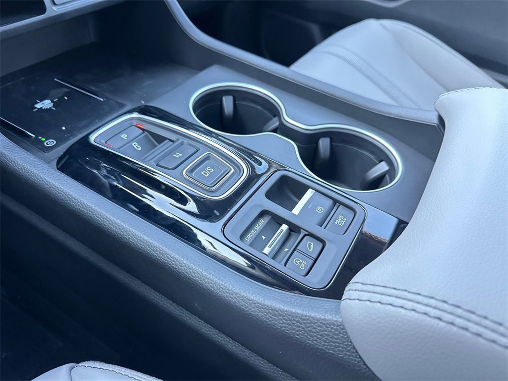 New 2025 Honda Pilot Touring image 33