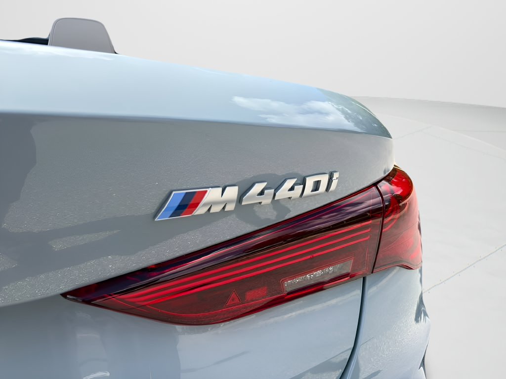New 2027 BMW 440i xDrive Convertible AWD/4WD image 31