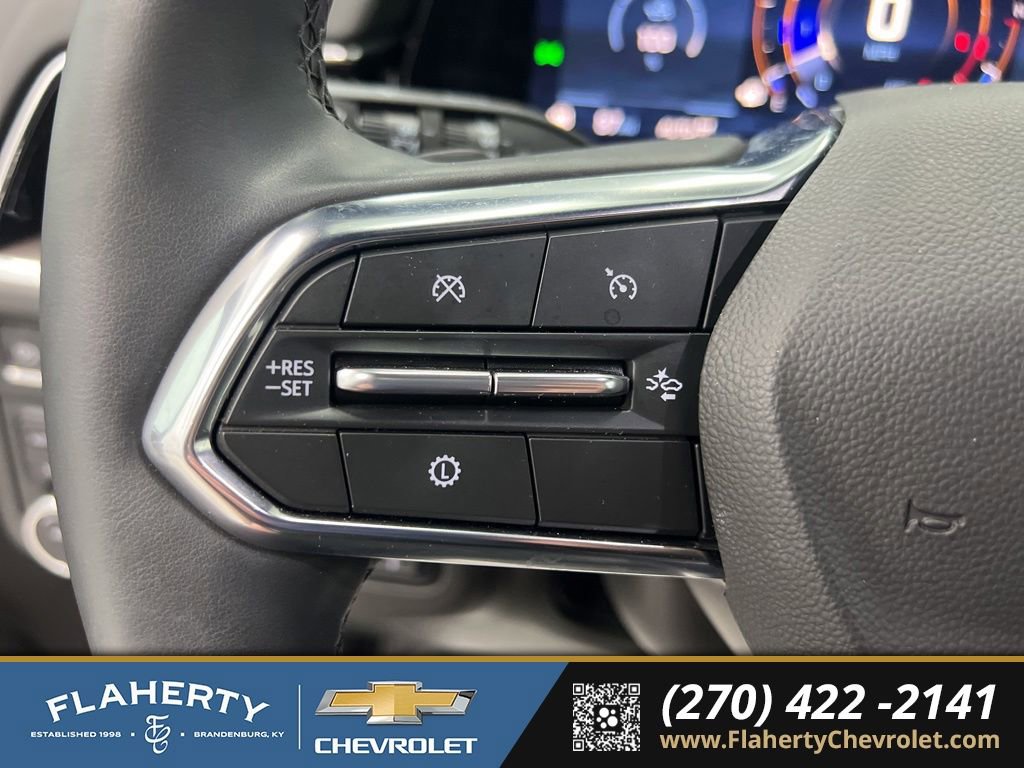 Used 2025 Chevrolet Suburban LT w/ Comfort Package AWD/4WD image 25