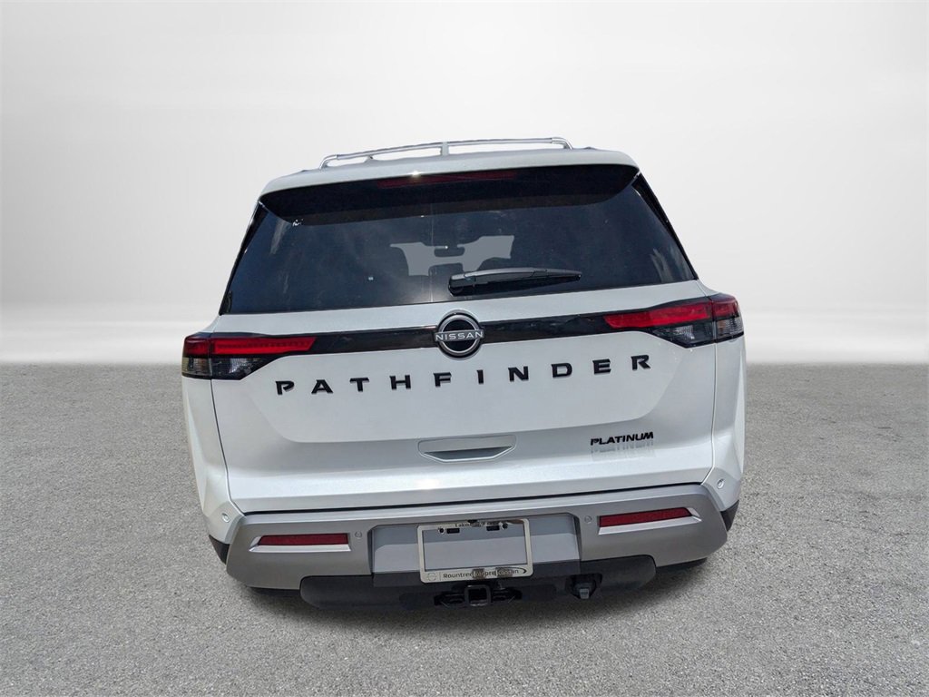 New 2025 Nissan Pathfinder Platinum w/ Black Appearance Package image 4