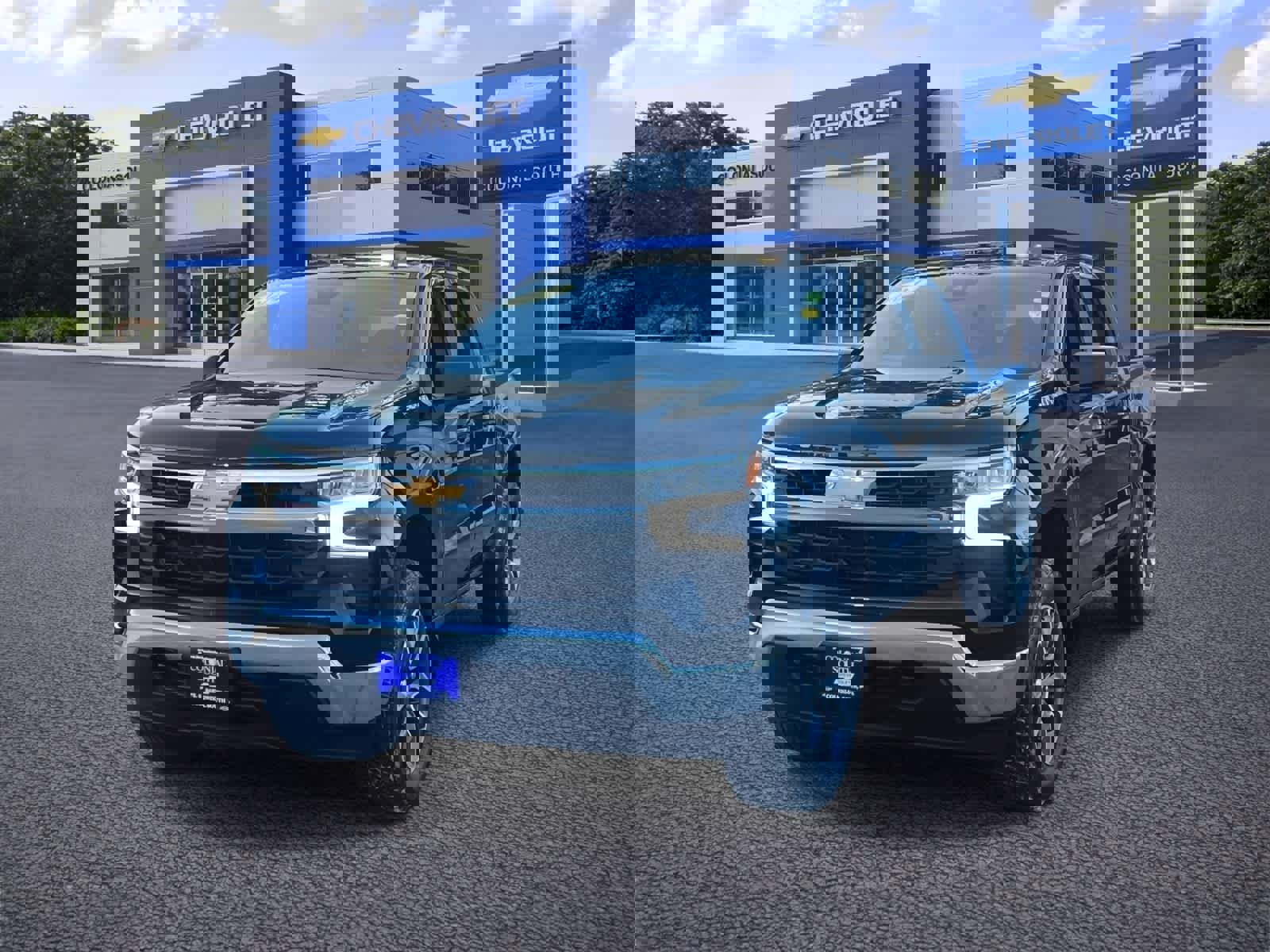 Certified 2024 Chevrolet Silverado 1500 LT image 2