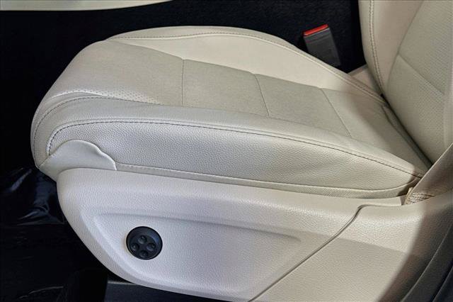 New 2026 Mercedes-Benz GLE 450 4MATIC image 17