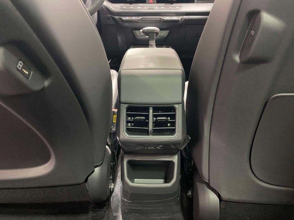 New 2027 Kia Seltos X-Line S w/ X-Line S Premium Package AWD/4WD image 16