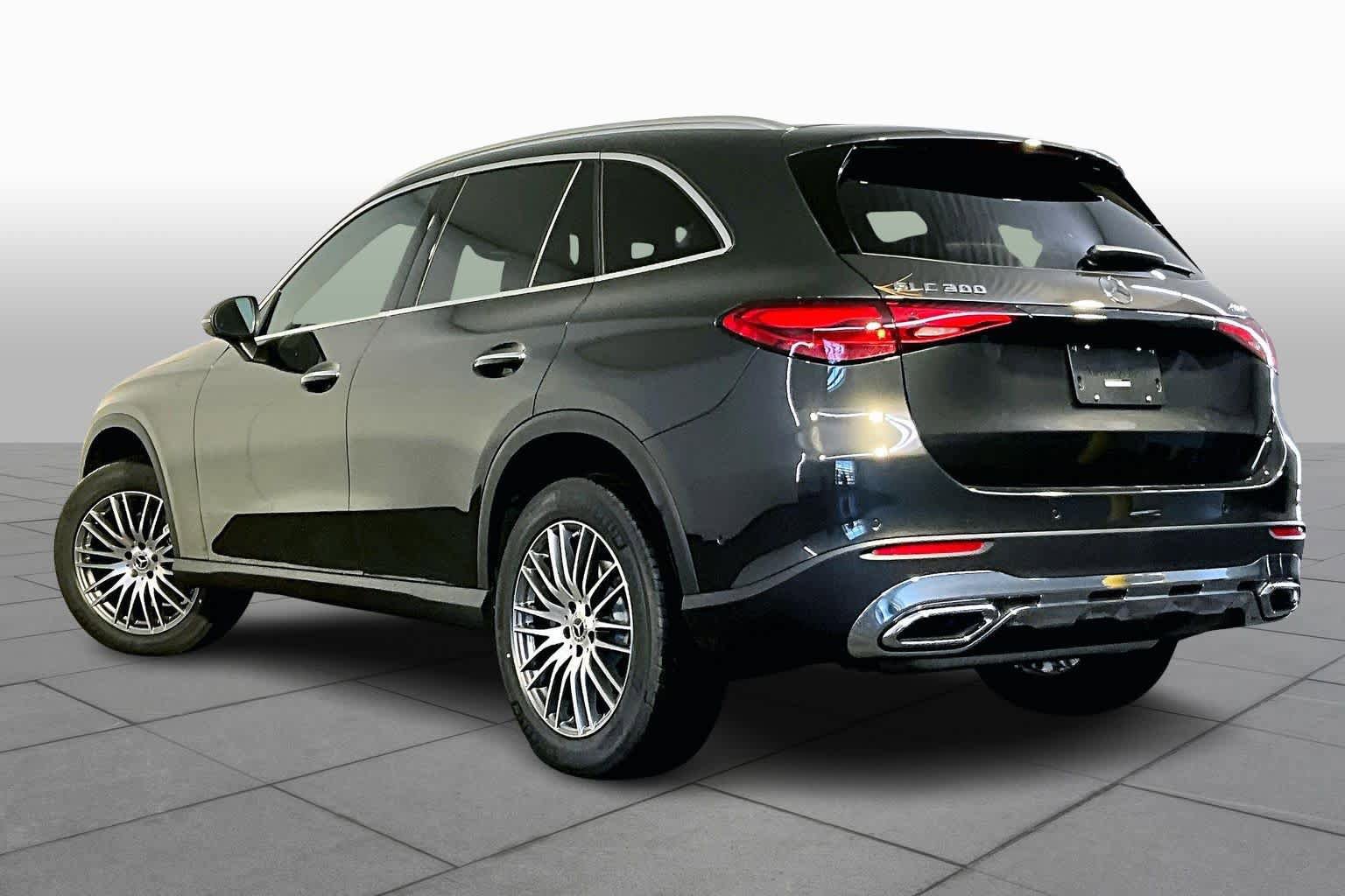 New 2026 Mercedes-Benz GLC 300 4MATIC image 3