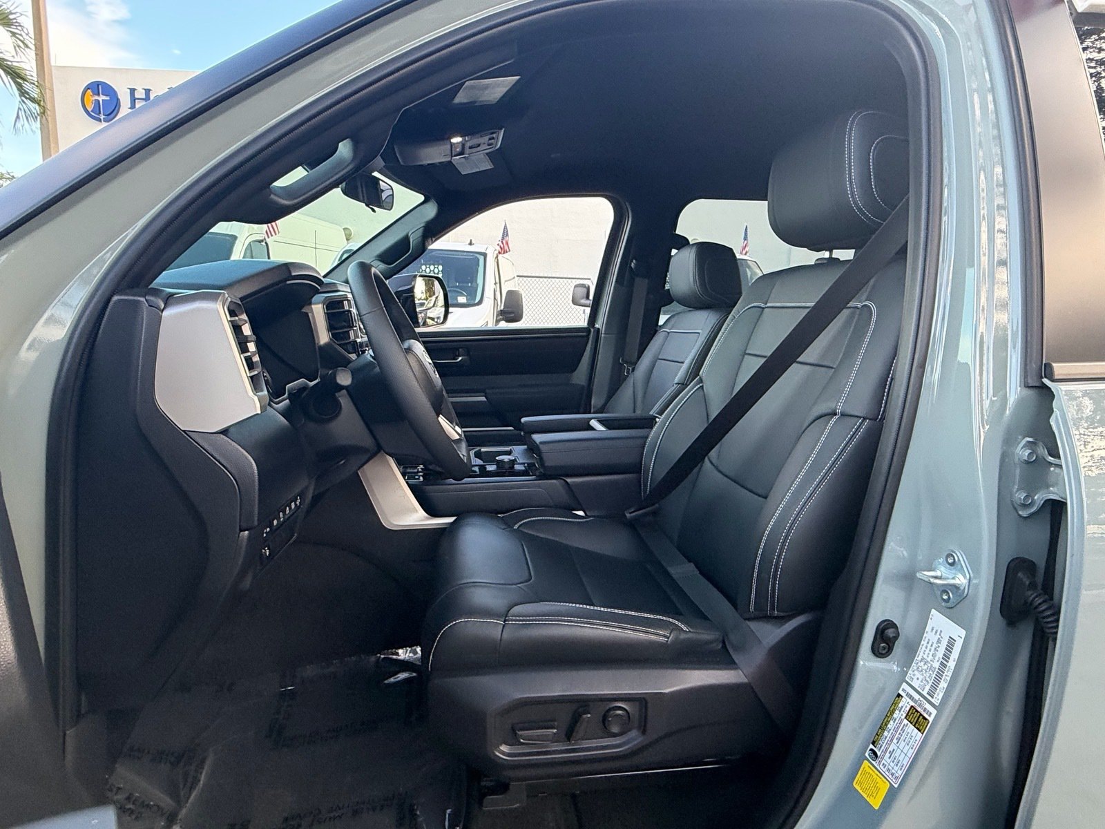 Used 2026 Toyota Tundra SR5 w/ SR5 Premium Package RWD image 9
