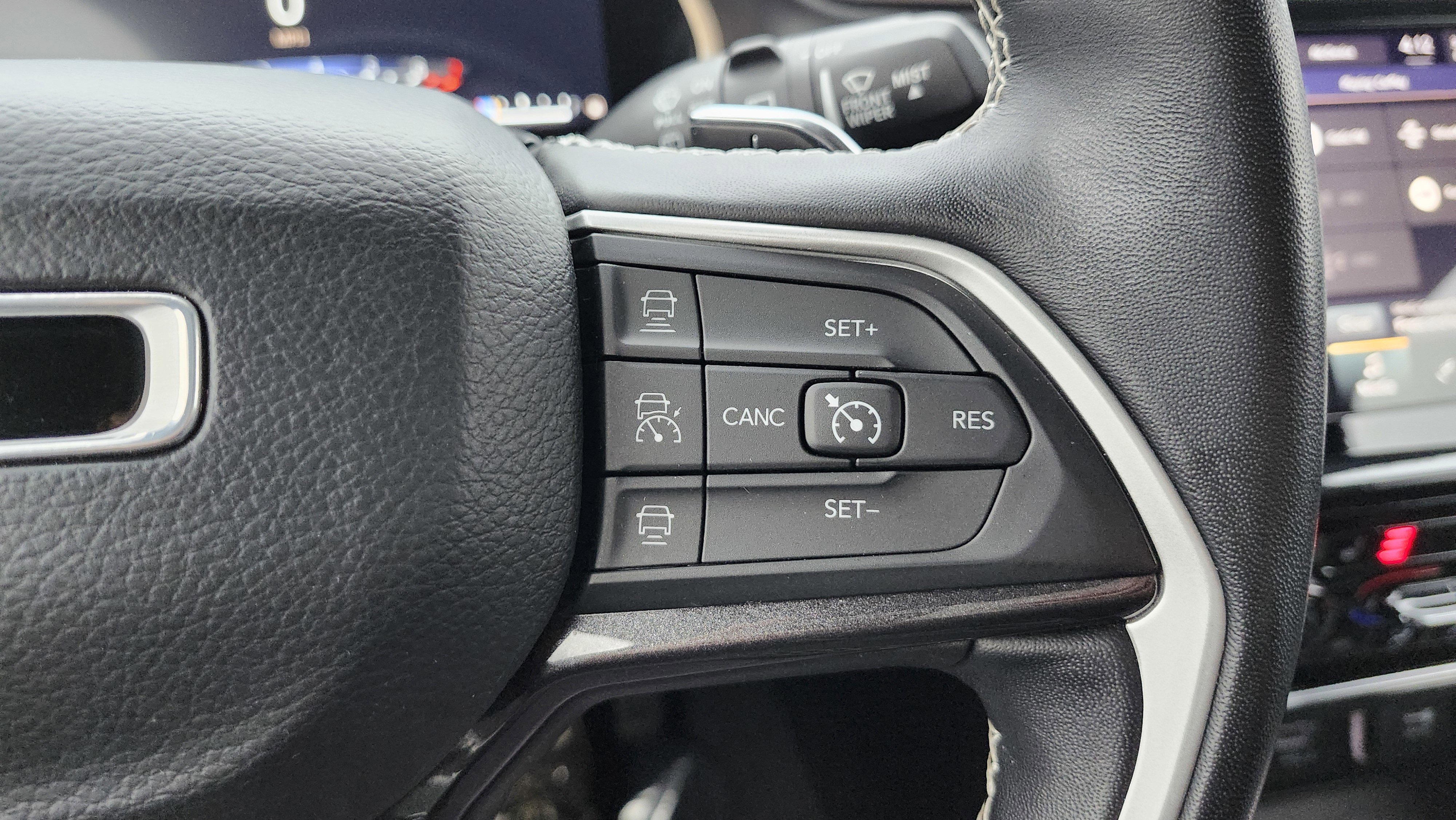 Used 2022 Jeep Grand Cherokee L Laredo w/ Luxury Tech Group I image 35