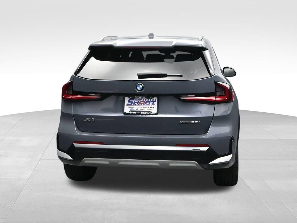 Used 2023 BMW X1 xDrive28i AWD/4WD image 4