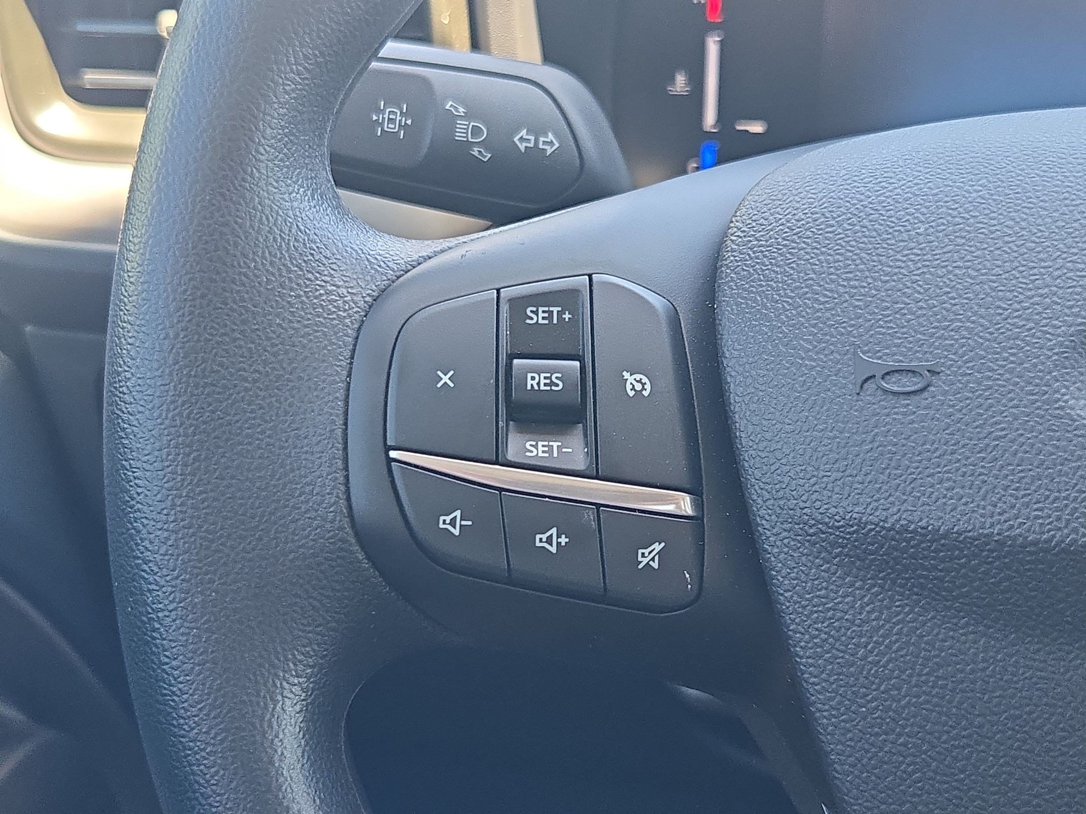 Used 2025 Ford Maverick XL FWD image 18
