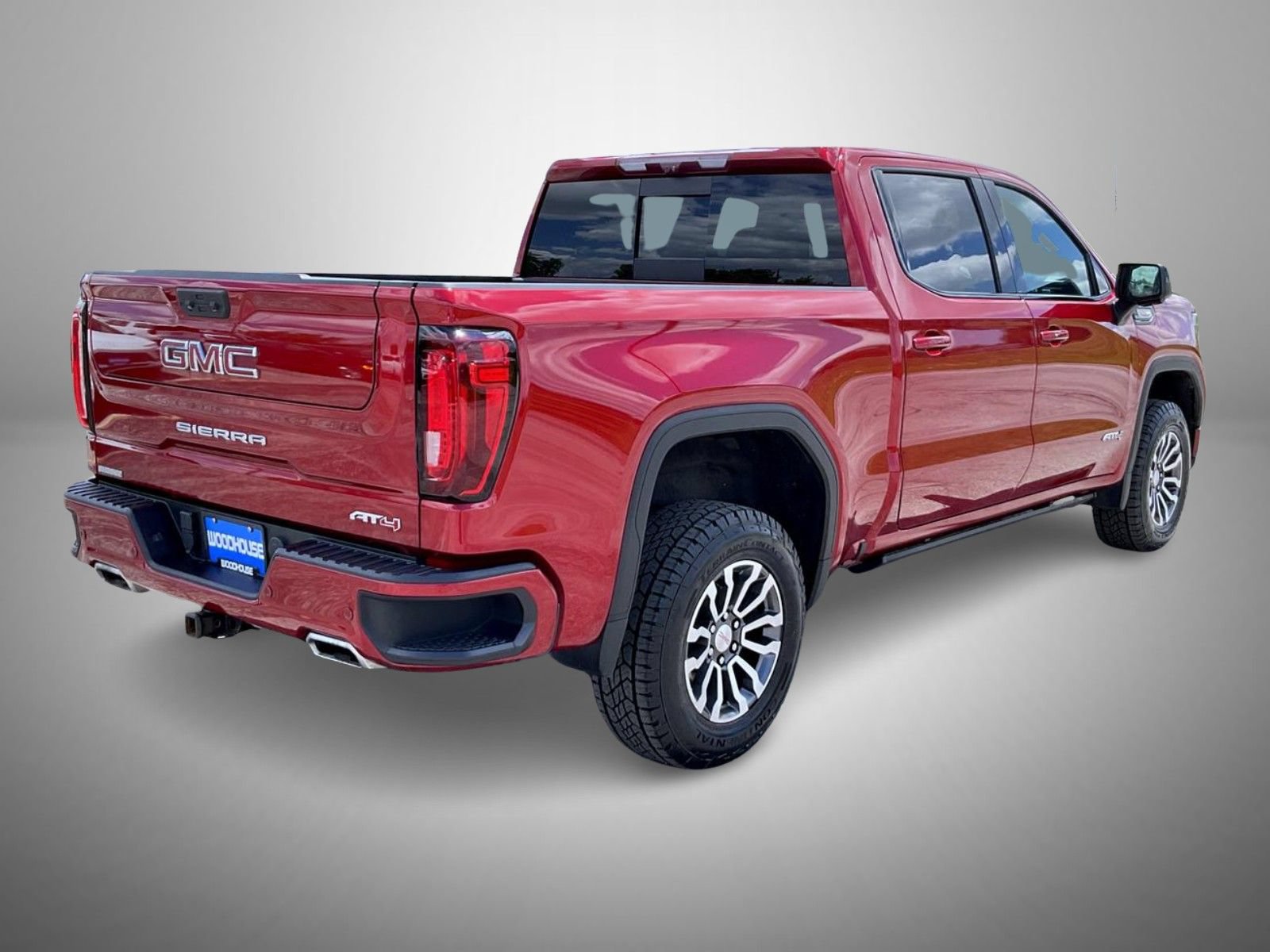 Certified 2023 GMC Sierra 1500 AT4 w/ Technology Package AWD/4WD image 5