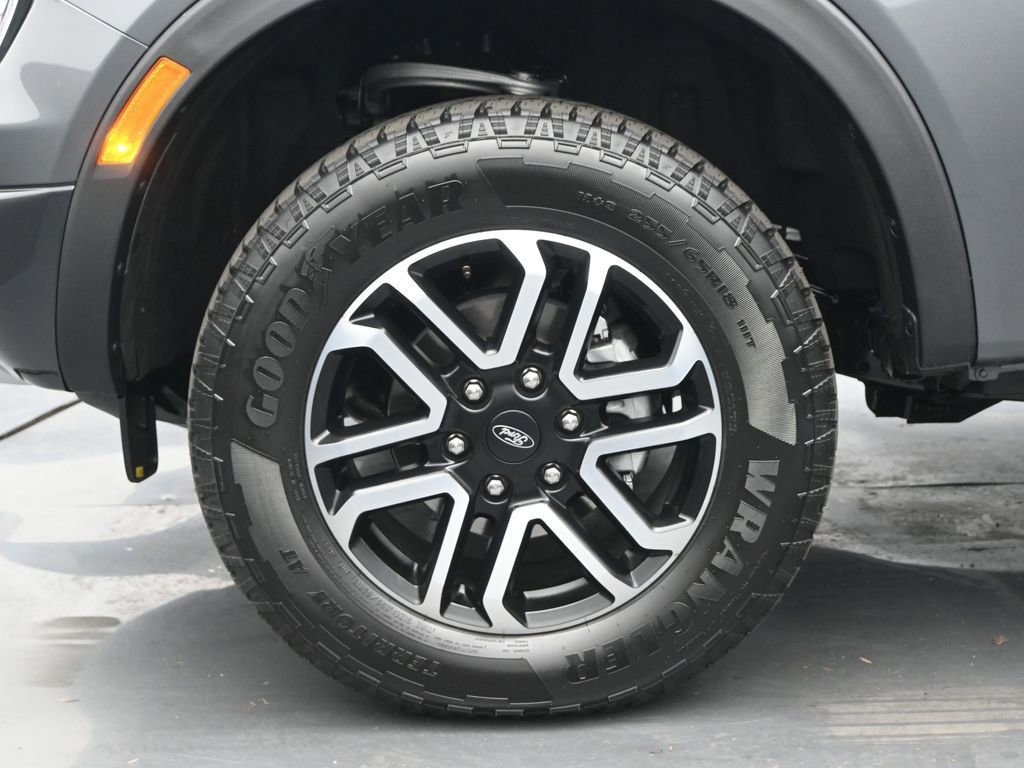 New 2025 Ford Ranger Lariat w/ FX4 Off-Road Package AWD/4WD image 29