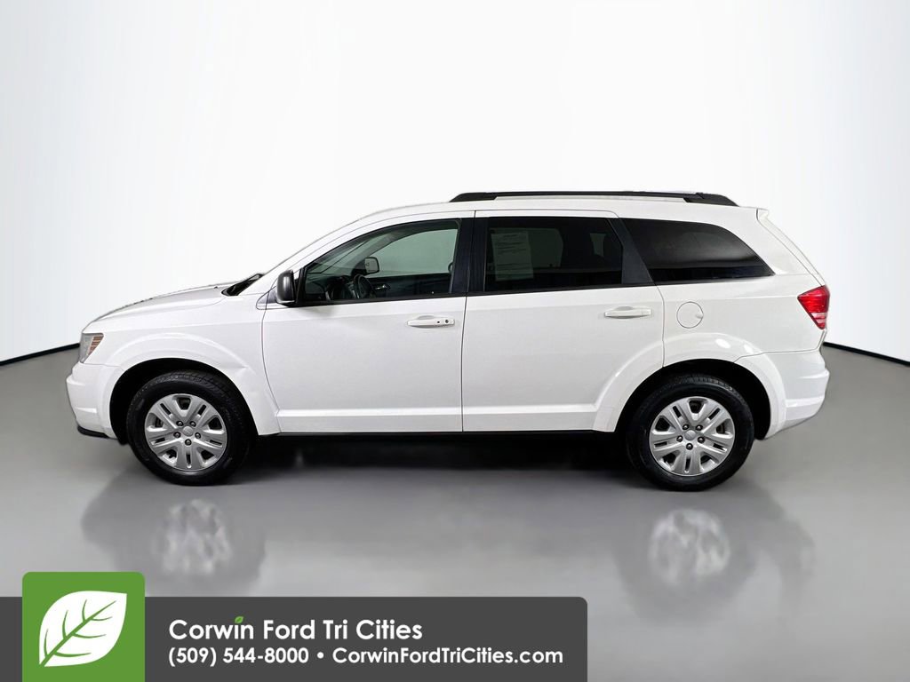 Used 2018 Dodge Journey SE w/ Connectivity Group FWD image 6