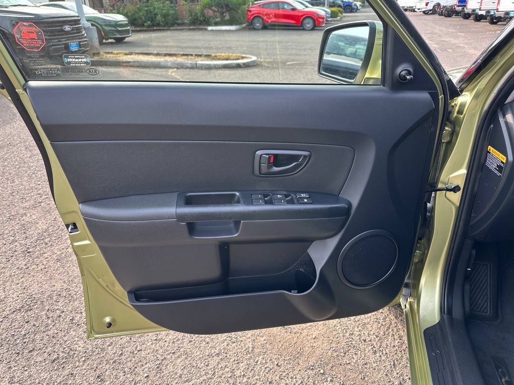 Used 2012 Kia Soul FWD image 13