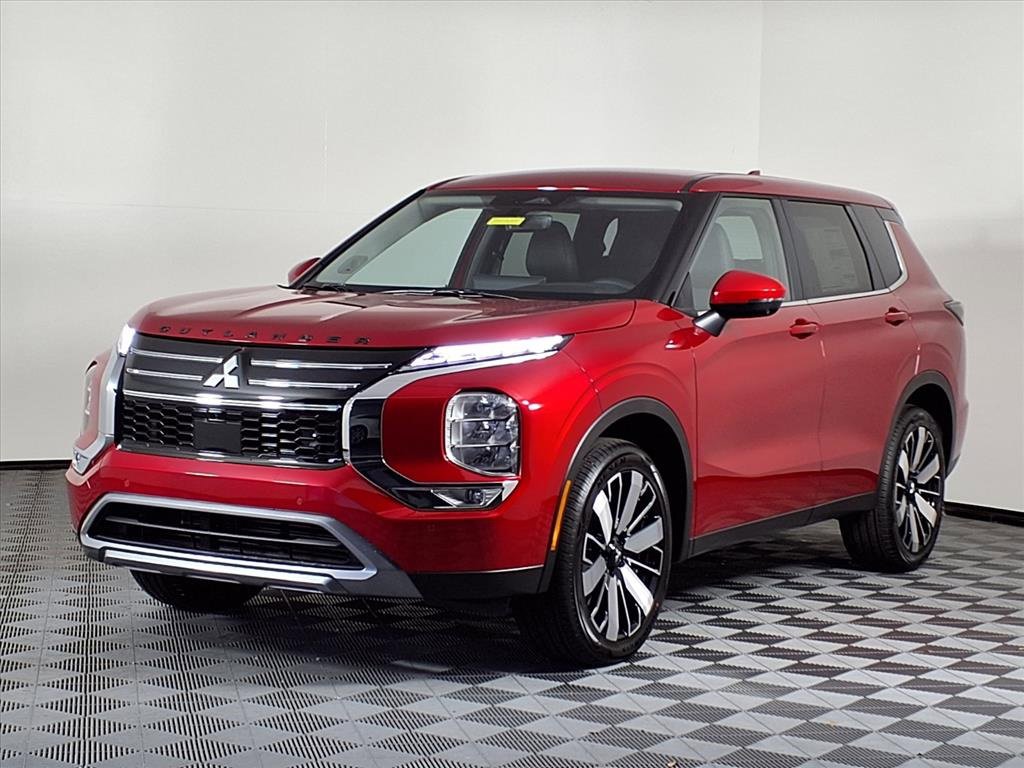New 2025 Mitsubishi Outlander SE image 3