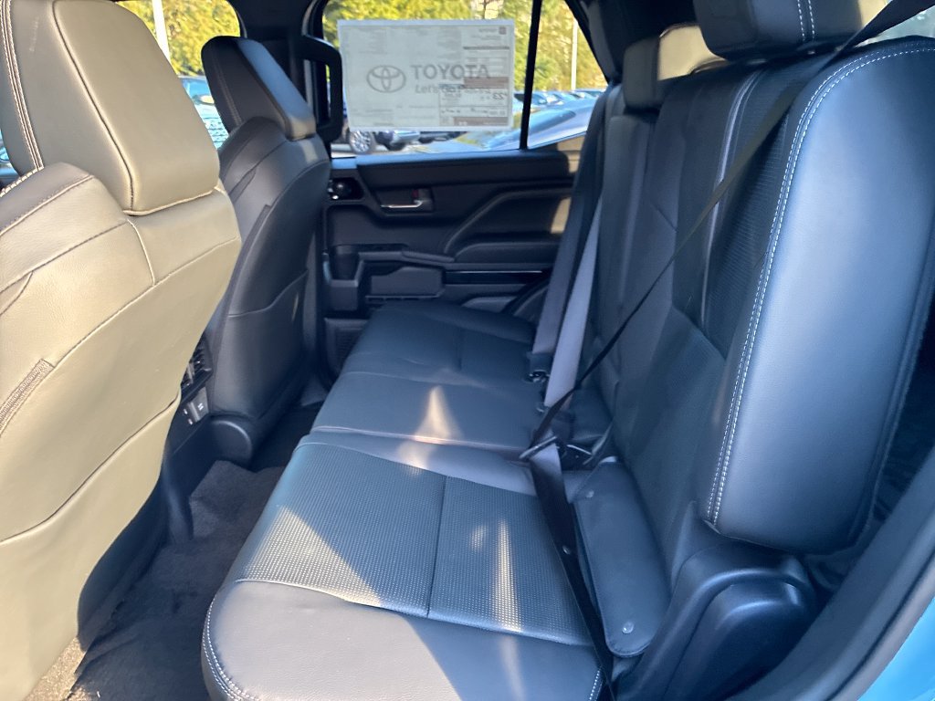 New 2026 Toyota 4Runner Limited AWD/4WD image 16
