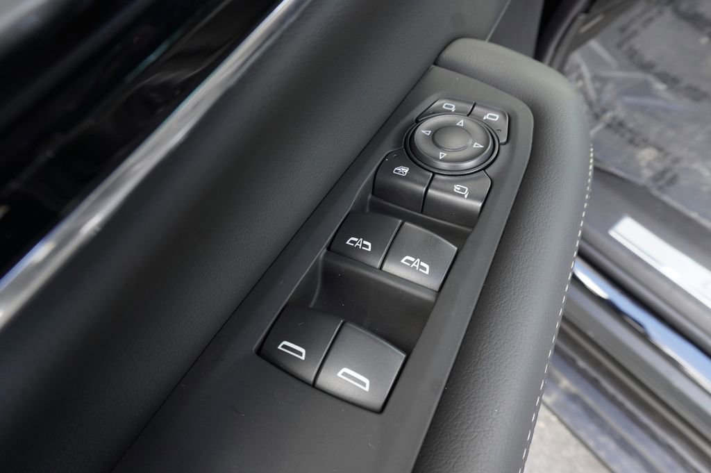 New 2026 GMC Yukon XL Elevation RWD image 16