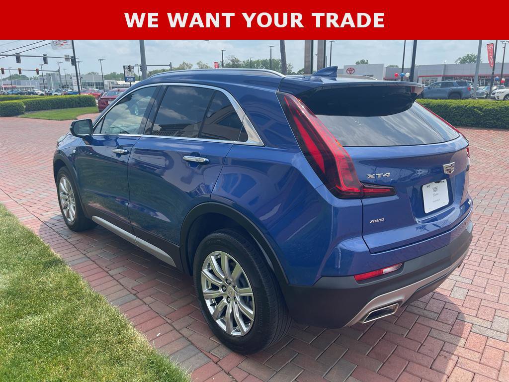 Used 2023 Cadillac XT4 Premium Luxury w/ Cold Weather Package AWD/4WD image 10