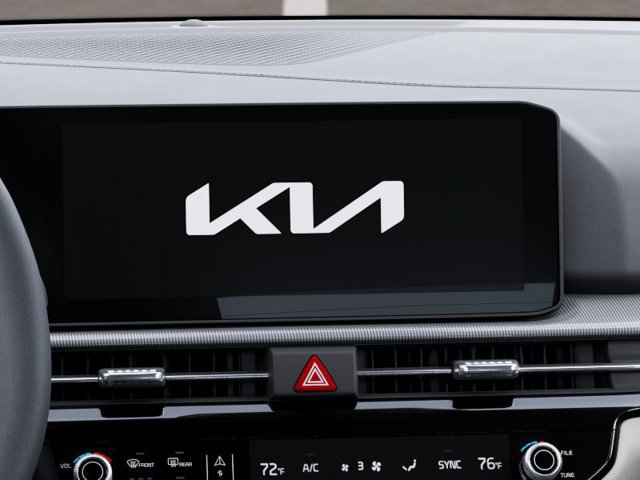 New 2026 Kia Sportage EX FWD image 19