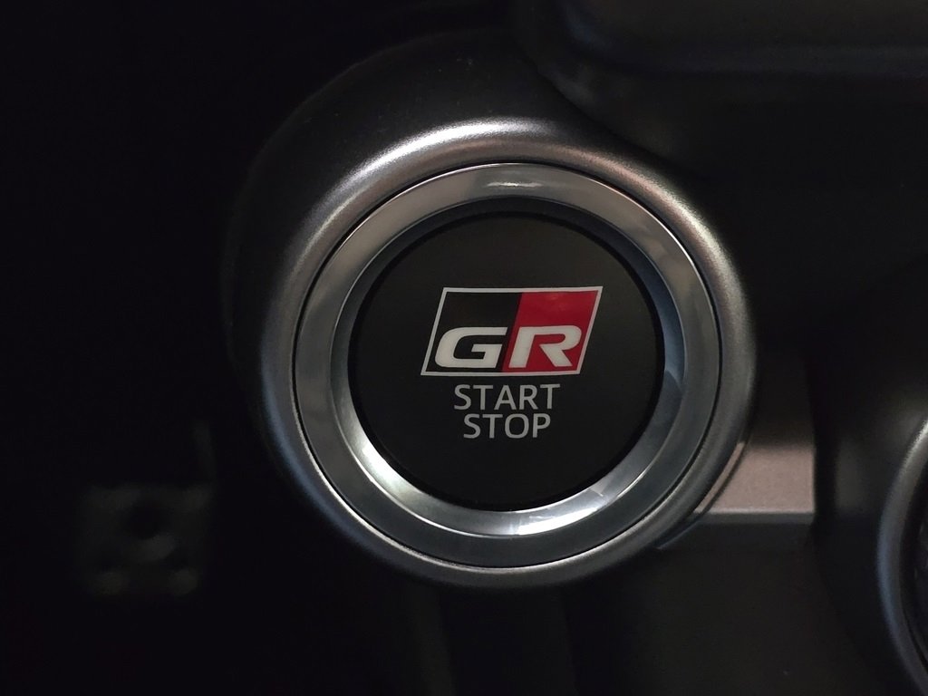 New 2025 Toyota GR86 Premium image 31