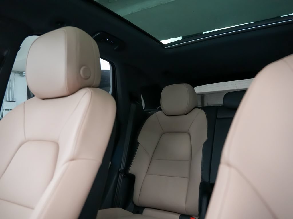 New 2026 Porsche Cayenne AWD/4WD image 34