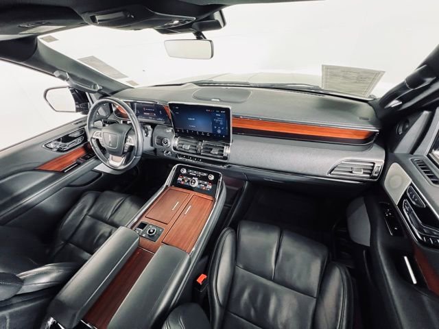 Used 2023 Lincoln Navigator Reserve w/ Equipment Group 201A image 16