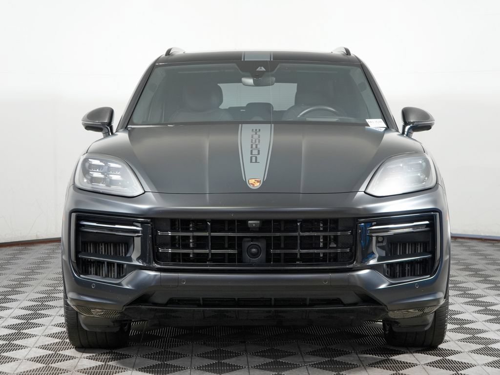 Certified 2024 Porsche Cayenne Turbo AWD/4WD image 10