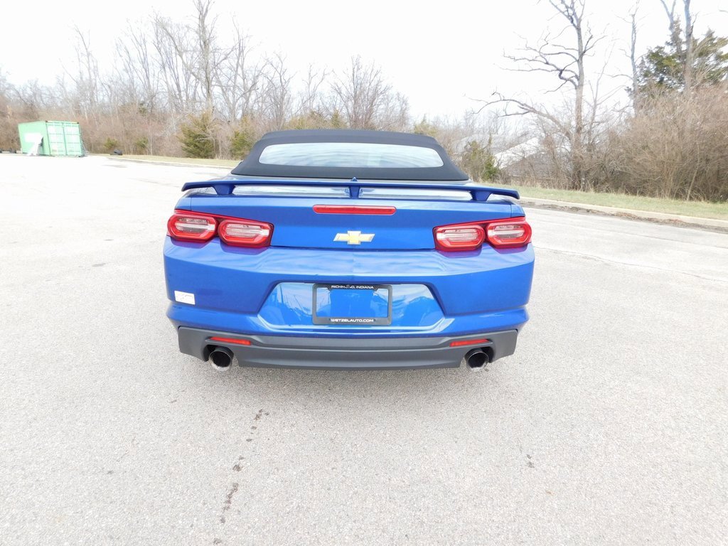 Used 2019 Chevrolet Camaro LT w/ Technology Package image 4